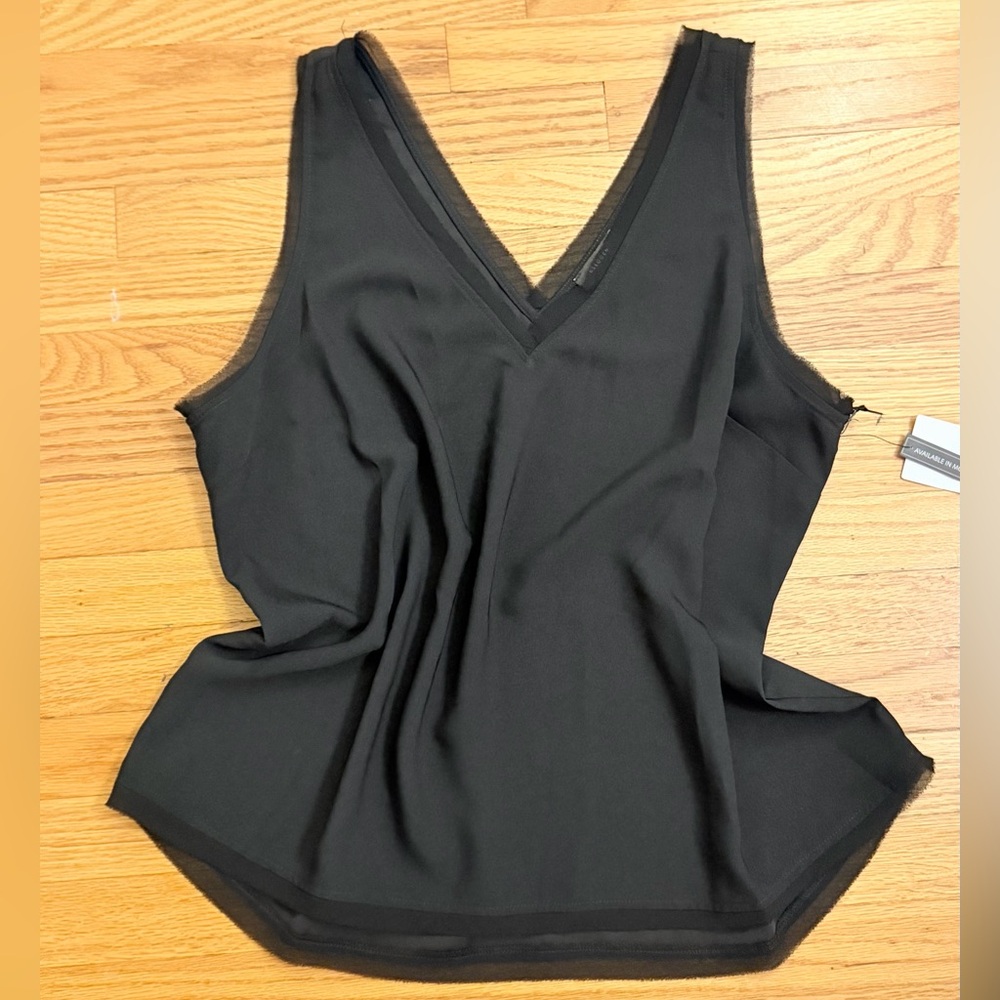 Halogen Elegant Black Sleeveless Blouse
